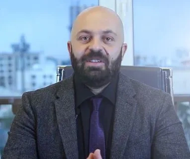 فرهاد میرسعیدی